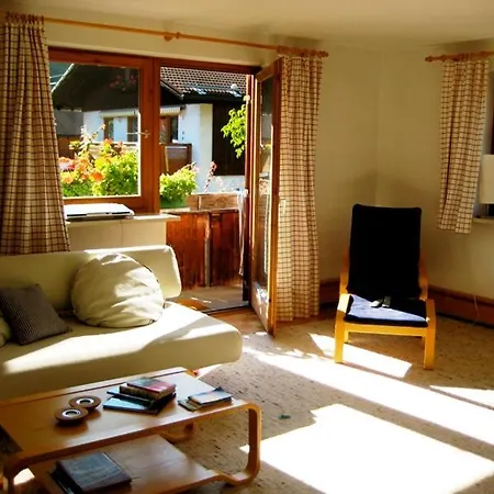 Ebner Apartment *
